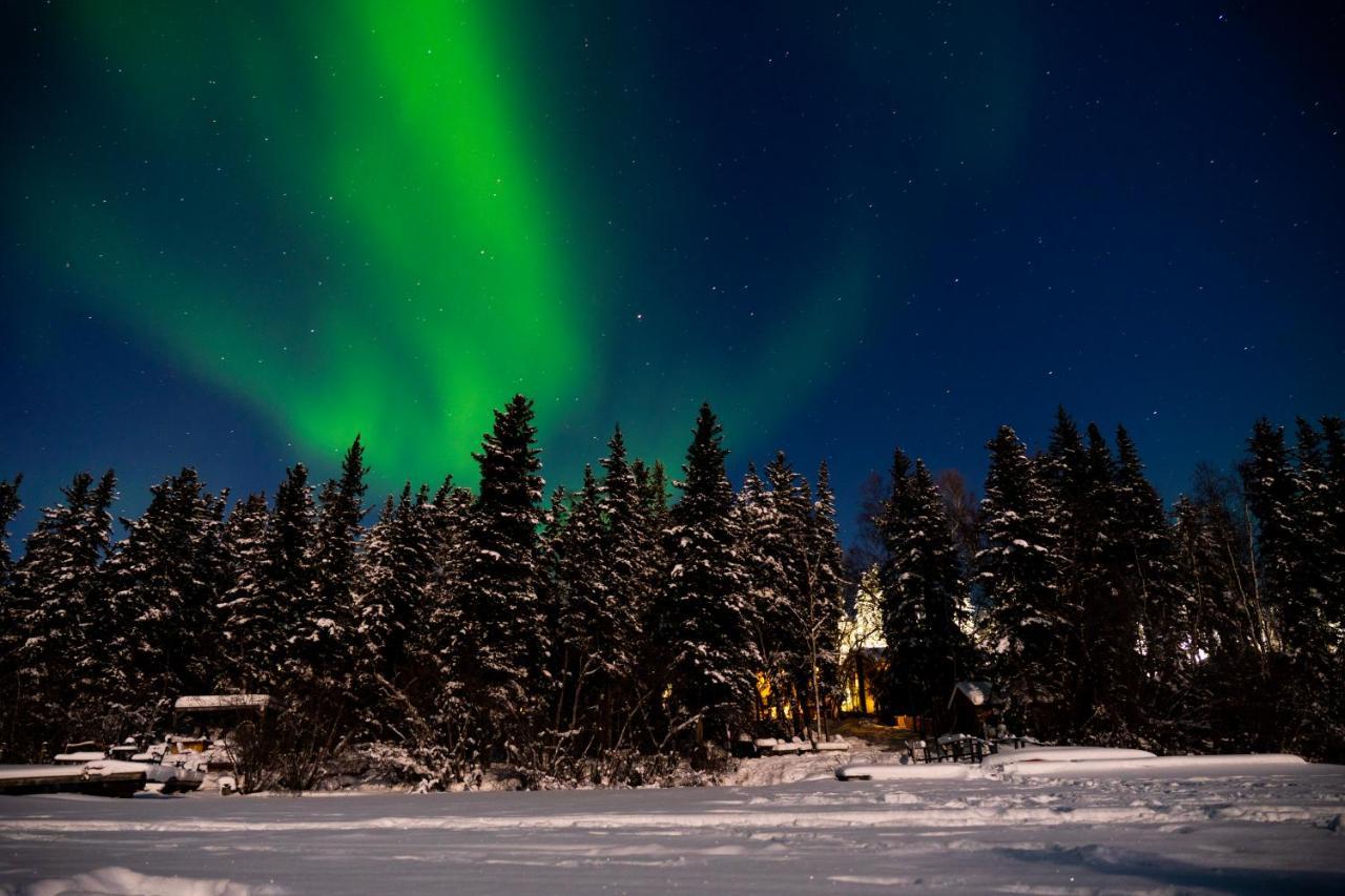 Great Slave Lakeside Bed & Breakfast Yellowknife Exterior foto